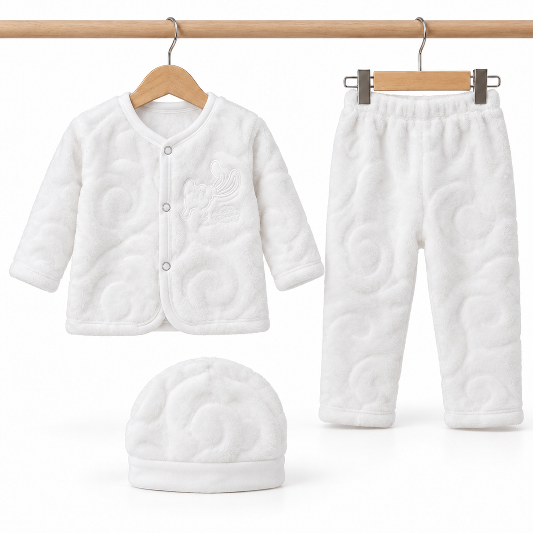 Winter Fur 3 Piece Suit With Cap – Bunny Embroidery White — Embroidery and design close-up
