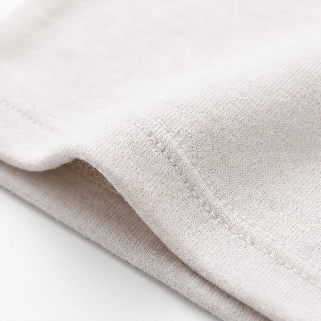 7 Piece Winter Starter Set Lining Bear Gray & Black — Fabric texture close-up