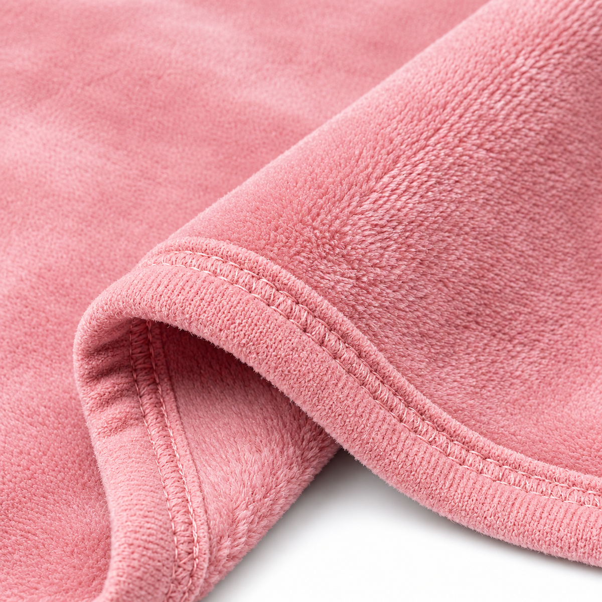 7 Piece Winter Starter Set Disney Pink & White — Fabric texture close-up