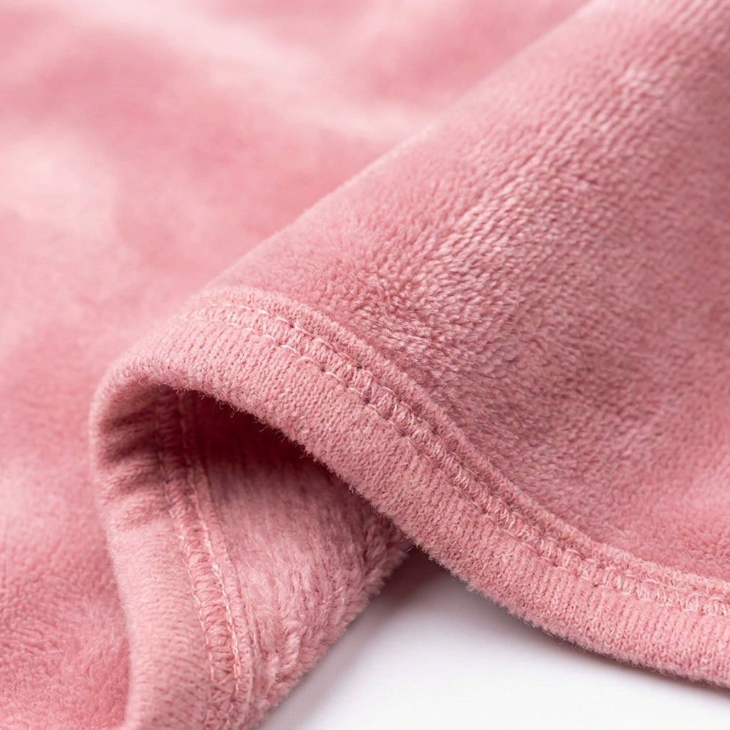 7 Piece Winter Starter Set Disney Pink & White — Fabric texture close-up