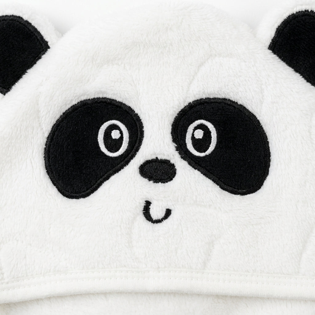 Winter Fur Hooded Wrapping Sheet Panda White — Embroidery and design close-up