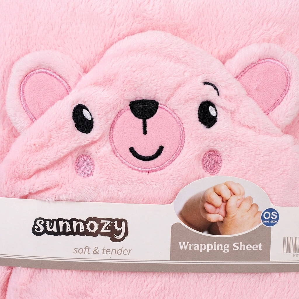 Winter Fur Hooded Wrapping Sheet Cute Bear Design Pink — Embroidery and design close-up