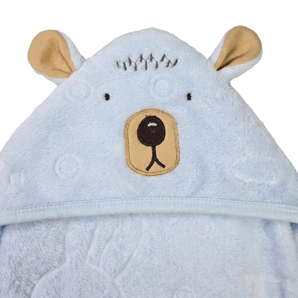 Winter Fur Hooded Wrapping Sheet Cute Bear Design Light Blue — Embroidery and design close-up