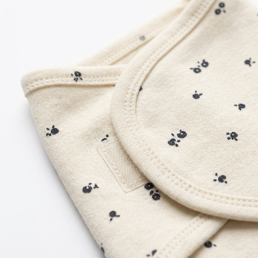 SOFT FABRIC BABY SWADDLE WRAP OFF WHITE NAVY BOAT & DOT PRINT KIDZO
