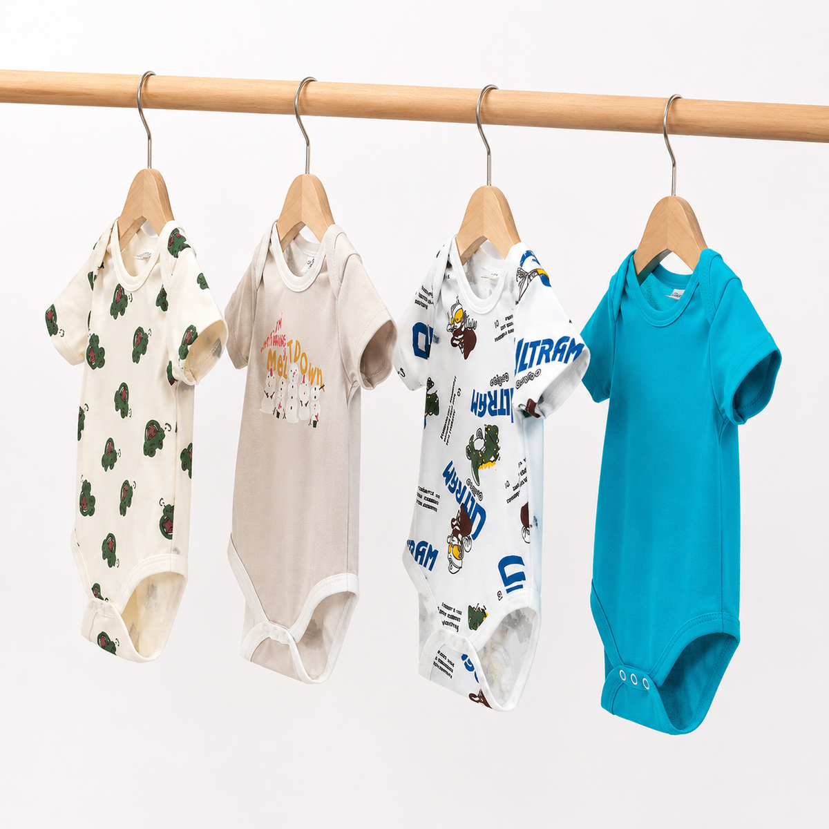 Unisex Baby Bodysuits 4-Pack – Snowman & Mixed Prints, 6–9M