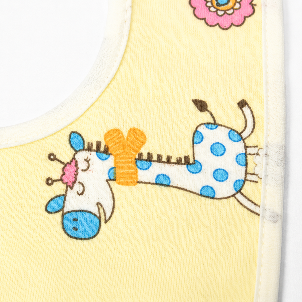 BABY PLASTIC BIB BUTTON GIRAFFE YELLOW