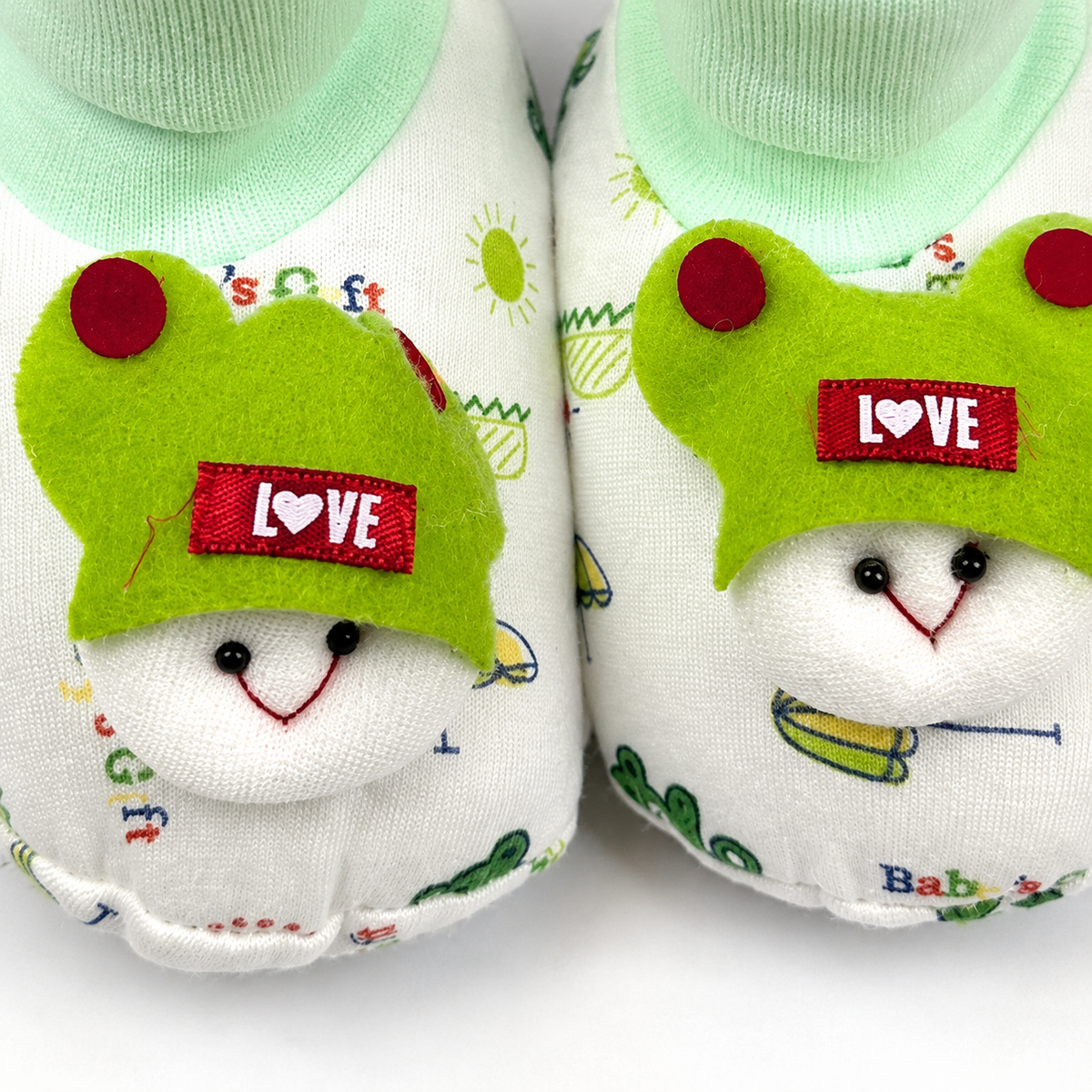 BABY GIFT BOOTIES THAI PRINTED GREEN