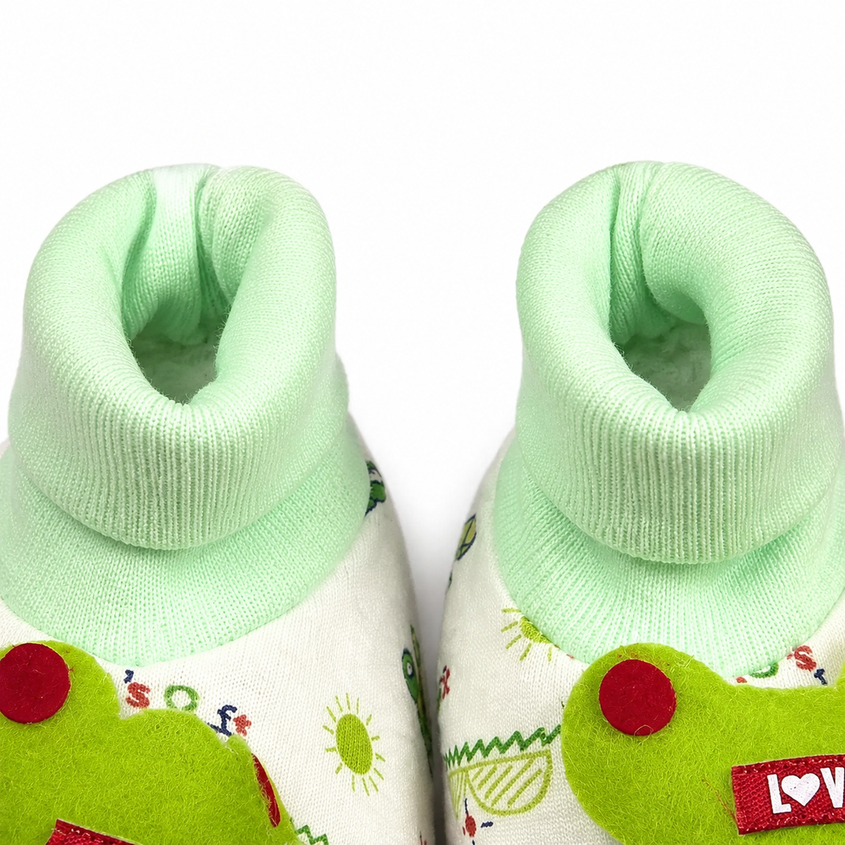 BABY GIFT BOOTIES THAI PRINTED GREEN