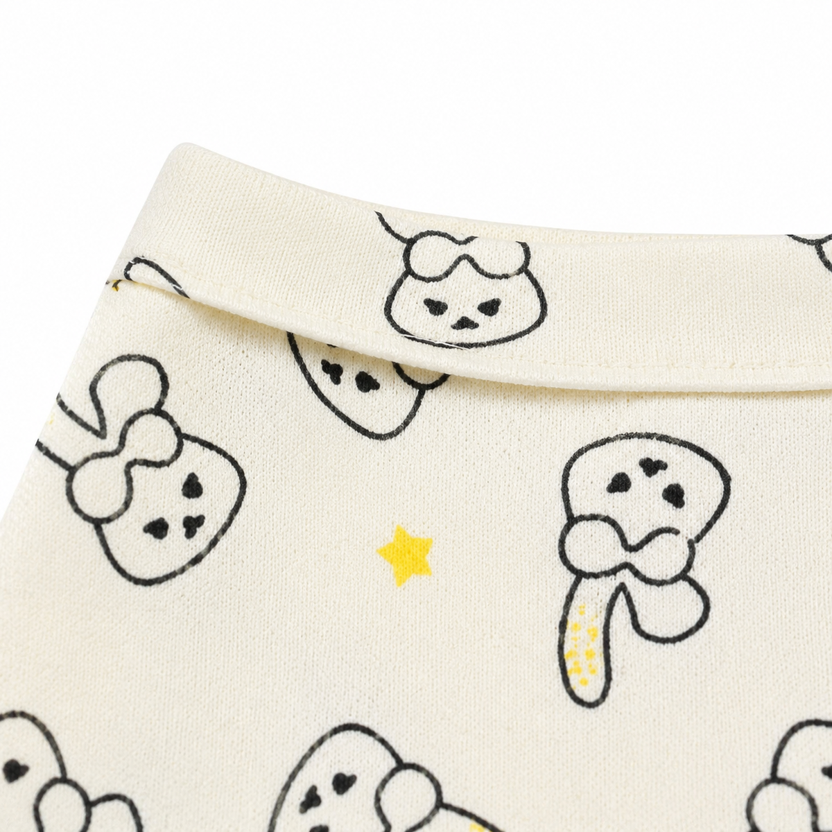 CUTE BEAR PATCH WITH BUNNY PRINT BABY TRIANGLE BIBS PINK & CREAM COTTON (PACK OF 2)