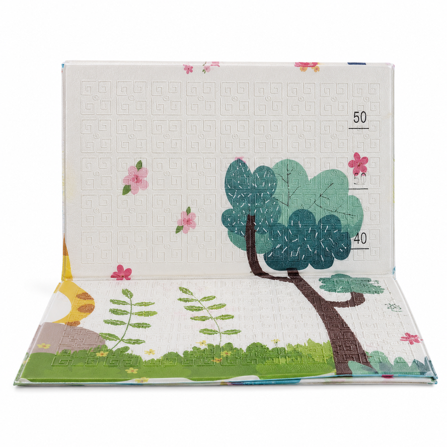 Infant Folding Floor Gym Mat Growth Chart Design with Giraffe & Mouse Pilot (Large)