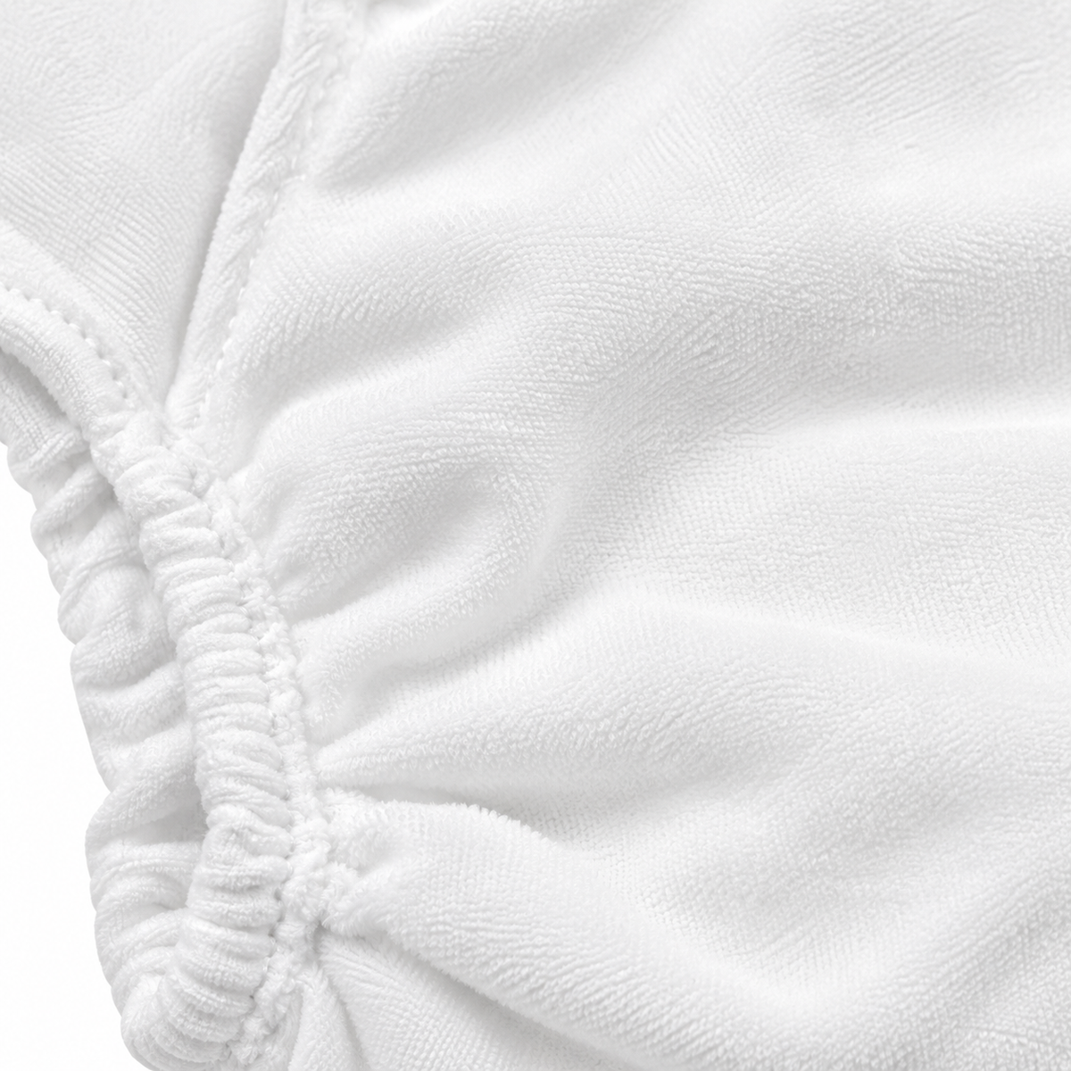 BABY DIAPER BUTTON WHITE