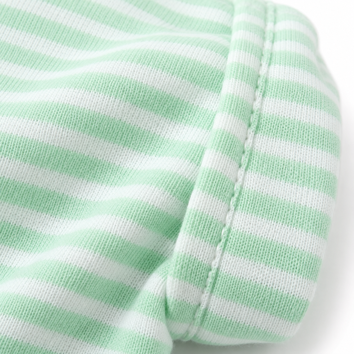 BABY FEEDER COVER BEAR GREEN – LITTLE HOME