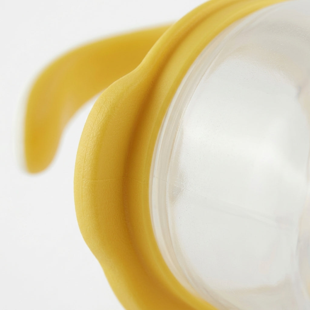 BABY STRAW FEEDER YELLOW