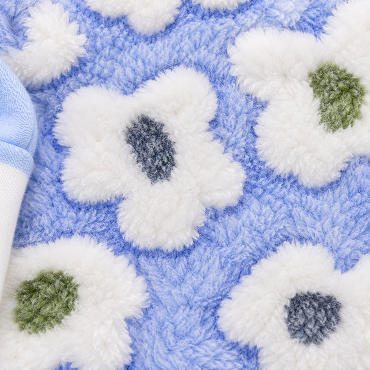 NEWBORN BABY 10 PCS ELEPHANT EMB PREMIUM GIFT BOX SET – BLUE & WHITE