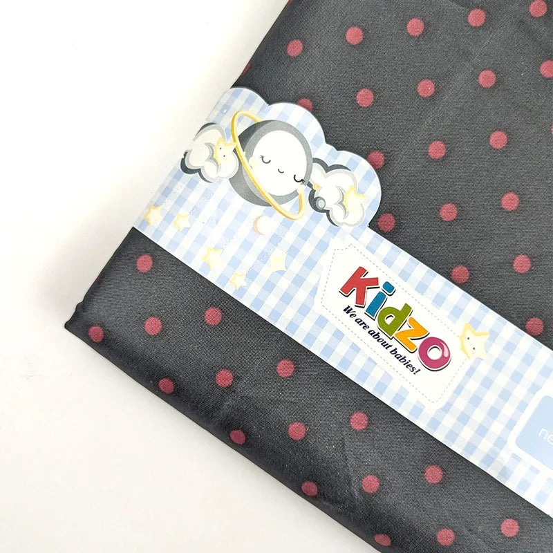 Waterproof Baby Changing Sheet, Black Dots – Kidzo – additional product view 2 of 2