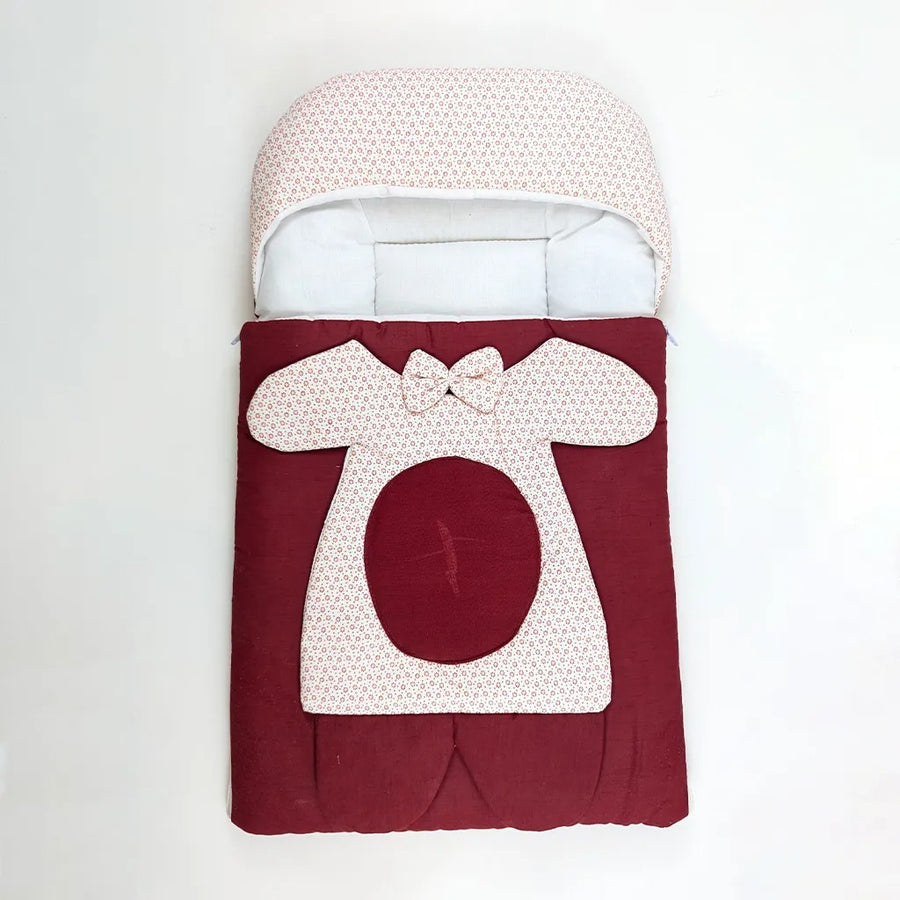 Baby Carry Nest, Red T-Shirt Appliqué – Kidzo