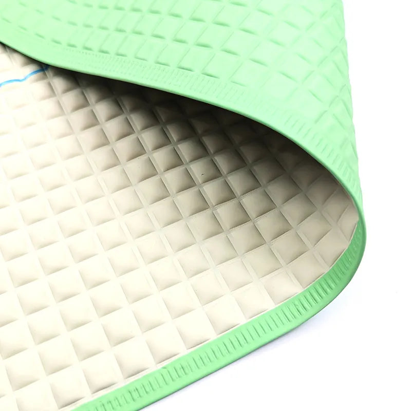 PREMIUM BABY COT SHEET AIR FILLED NATURAL RUBBER, GIRAFFE PRINT (60X90cm) - image 2