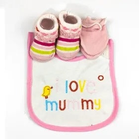 BABY GIRLS 3 PIECE GIFT SET I LOVE MOMMY EMBROIDERED SOFT COTTON (BIB, SOCKS & MITTENS)