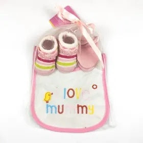 BABY GIRLS 3 PIECE GIFT SET I LOVE MOMMY EMBROIDERED SOFT COTTON (BIB, SOCKS & MITTENS)